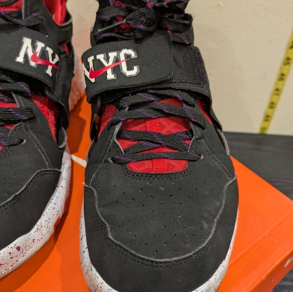 Nike Kids Black and Red NYC Sneakers - Picture 4 of 16